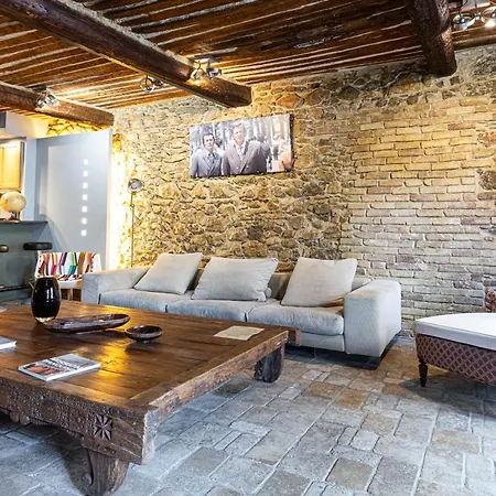 Triplex 150m2 Coeur Vieille *