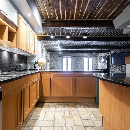 Triplex 150m2 Coeur Vieille *