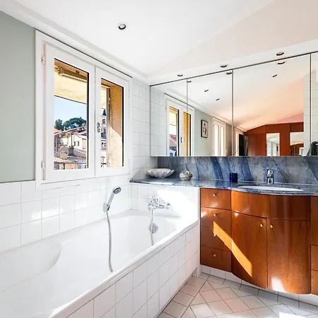 Triplex 150m2 Coeur Vieille * Cannes