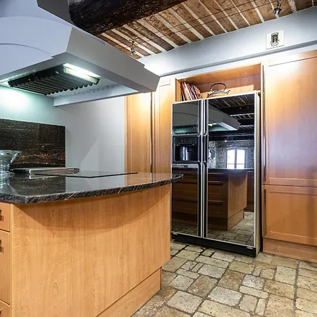 Apartment Triplex 150m2 Coeur Vieille Cannes