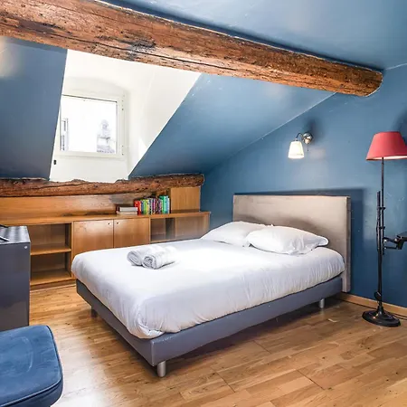 Apartment Triplex 150m2 Coeur Vieille *