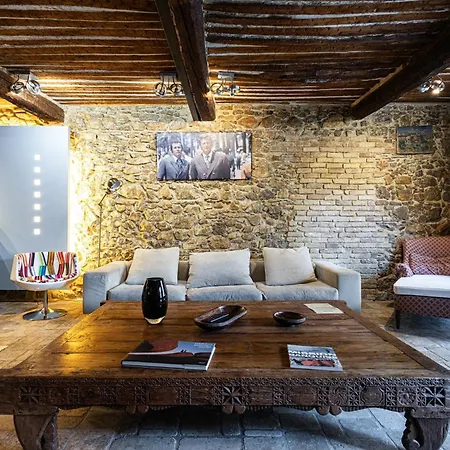 Triplex 150m2 Coeur Vieille Apartment Cannes